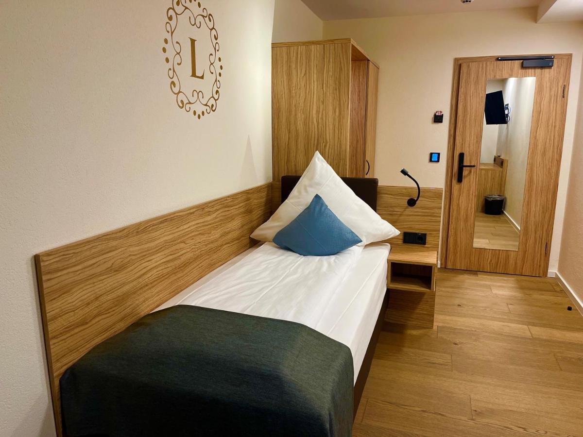 Landgasthof Zur Burg Grenzau 3*